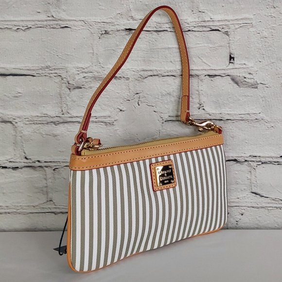 'DOONEY & BOURKE' LEATHER PINSTRIPE RED INTERIOR BAGGETT  DETACHABLE STRAP - Picture 6 of 16